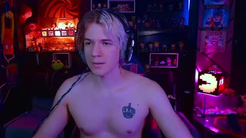 lustymatt online show from November 3, 1:51 am