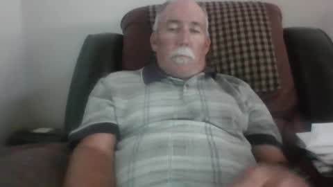 luv269er online show from April 23, 6:43 pm