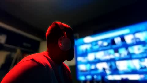 luv2cumc2c online show from December 21, 4:03 pm