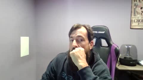 Luv2likslit online show from October 10, 8:57 am