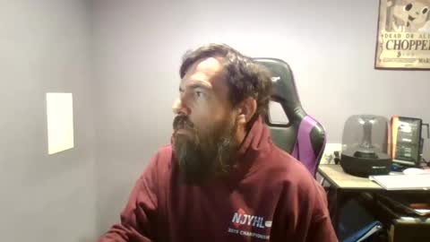 Luv2likslit online show from November 1, 8:16 am