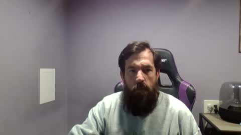 Luv2likslit online show from November 5, 9:20 am