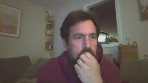 Luv2likslit online show from April 3, 7:50 am