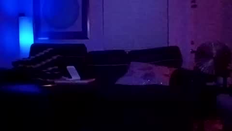 Luv2tokNstrok online show from October 11, 6:34 am