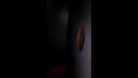 Snapshot of luv_2_rub chatting on January 9, 1:19 am luv_2_rub online show from January 9, 1:19 am