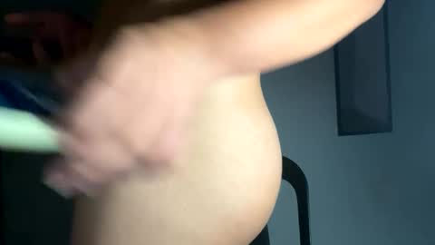 Snapshot of luv_eve07 chatting on June 10, 11:03 pm luv_eve07 online show from June 10, 11:03 pm