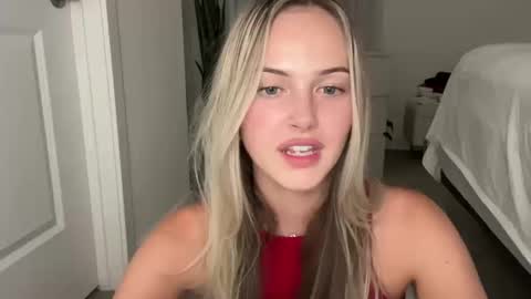 Aimee online show from October 11, 3:17 am