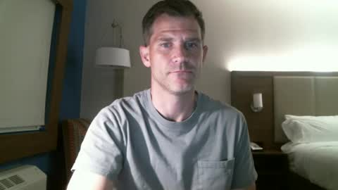 luvalonsix online show from September 20, 1:06 am
