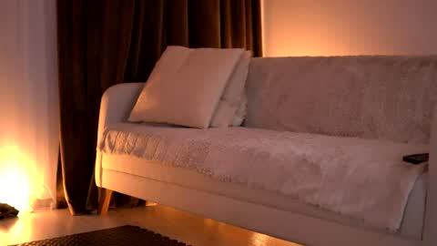 Caprice online show from June 24, 1:10 pm