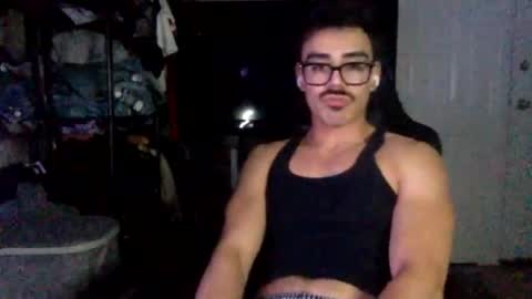 luvrboy77 online show from June 23, 6:55 am