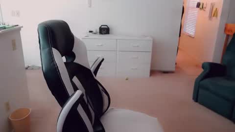 Britney online show from December 2, 7:09 pm