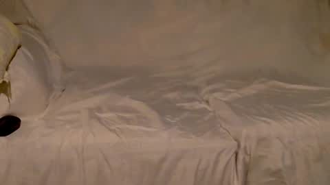 Snapshot of luvthecam2 chatting on April 17, 1:41 am M Jordan online show from April 17, 1:41 am