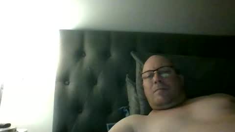 luvtwogodown online show from September 20, 9:27 pm