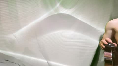 luvvlee online show from January 6, 12:47 am