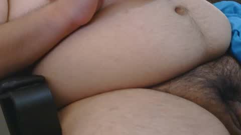 Snapshot of luvvslutss22 chatting on October 2, 9:16 am luvvslutss22 online show from October 2, 9:16 am