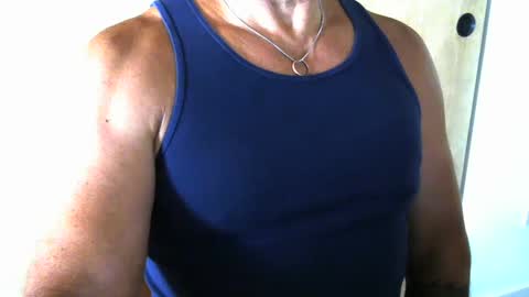 luvzjerkingoff online show from October 14, 12:33 am