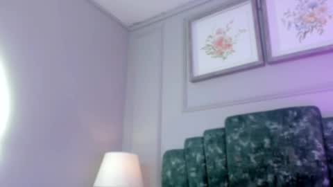 Snapshot of lux_bitchx chatting on April 15, 5:47 am lux_bitchx online show from April 15, 5:47 am