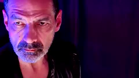 Snapshot of lux_dei chatting on March 9, 10:14 pm Im a - CAMGUY YOU LIKE to FUCK online show from March 9, 10:14 pm