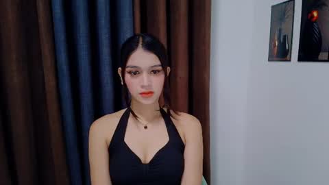 queen lux online show from July 15, 8:03 pm