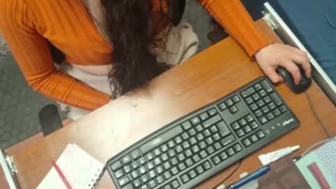Snapshot of luxdasilva chatting on June 23, 6:50 pm luxdasilva online show from June 23, 6:50 pm