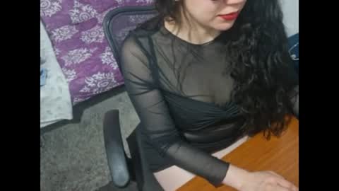 Snapshot of luxdasilva chatting on July 17, 3:24 am luxdasilva online show from July 17, 3:24 am