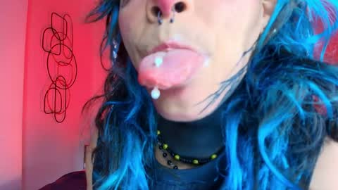 Luxiel 3 online show from May 23, 10:03 pm