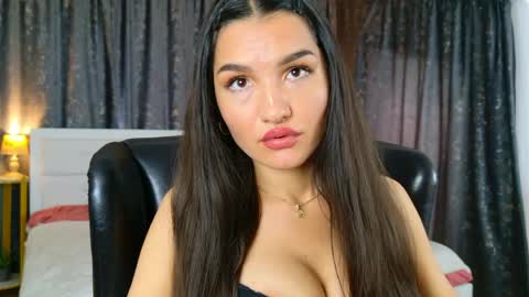 KarolinaAlpha online show from April 24, 6:38 am