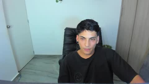 luxrx online show from May 6, 1:14 am
