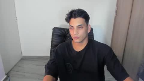luxrx online show from June 23, 3:43 pm
