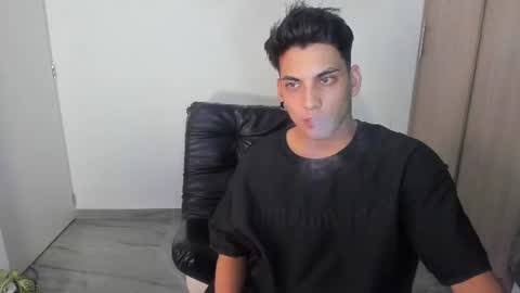 luxrx online show from June 24, 10:20 pm