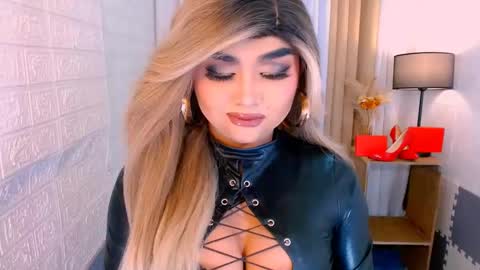 Sasha Blaire online show from October 16, 8:15 am