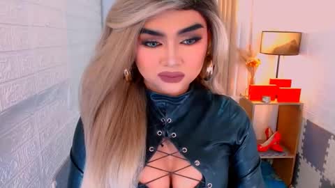 Sasha Blaire online show from November 26, 10:05 am