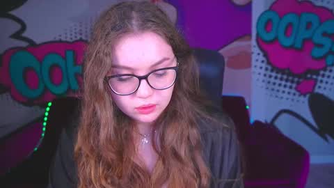 Snapshot of luxsopphia_ chatting on September 28, 5:46 am luxsopphia_ online show from September 28, 5:46 am