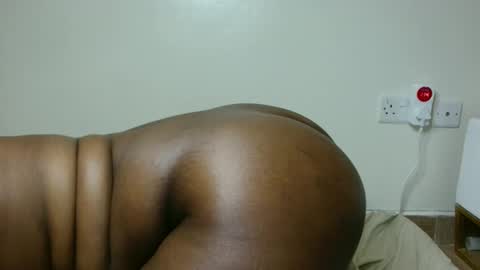 luzremi online show from September 10, 10:37 am