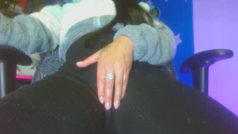 luzzy  I hope your visit and that we manage to get very hot online show from December 21, 12:29 am