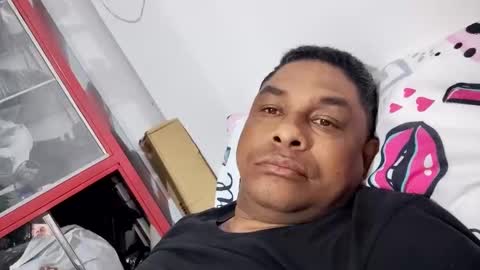 lvanegas01164241 online show from November 1, 11:51 pm