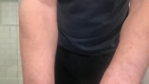 lvguynextdoor440656 online show from December 20, 1:29 pm