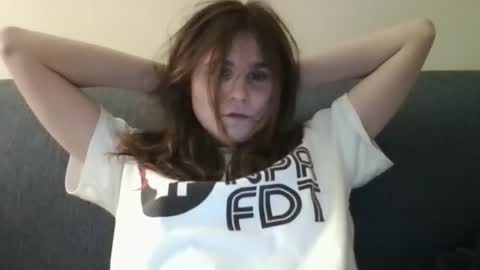 lwhiterekords online show from February 16, 12:18 am