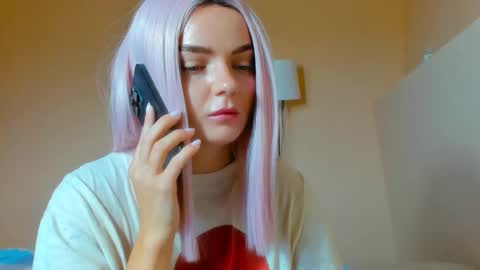 Snapshot of lx600 chatting on September 19, 6:04 am Lana online show from September 19, 6:04 am