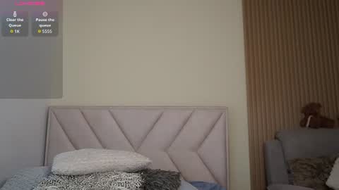 lya_aron_couple online show from July 9, 3:05 pm