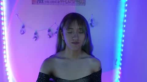 Call me Lia  online show from November 10, 9:58 pm