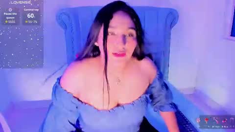 LYA DUBOIS  online show from June 13, 9:13 pm
