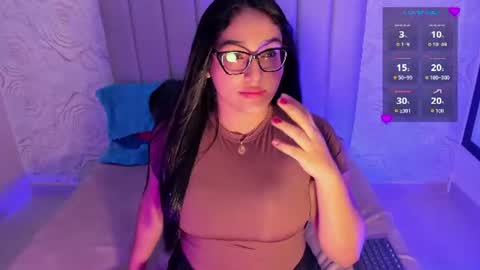 LYA DUBOIS  online show from June 19, 8:34 pm