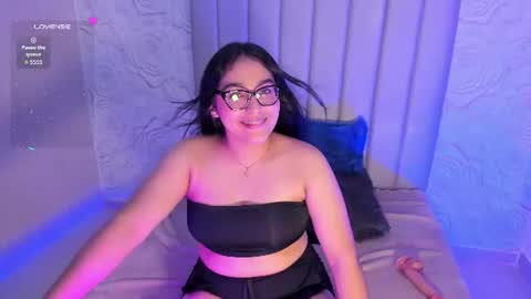 LYA DUBOIS  online show from July 10, 10:56 pm