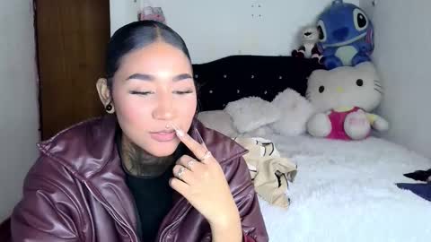 lyam_ebony online show from January 8, 4:48 am