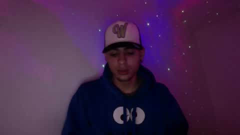 Lyan online show from November 17, 2:01 pm