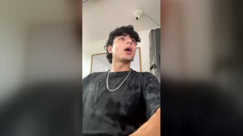 Lyan online show from December 21, 2:02 pm