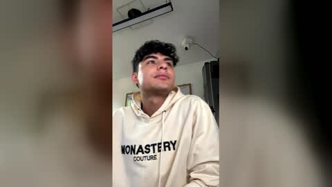 Lyan online show from January 12, 2:00 pm