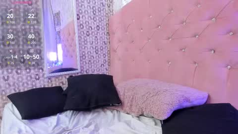 Lyan online show from October 19, 8:04 am