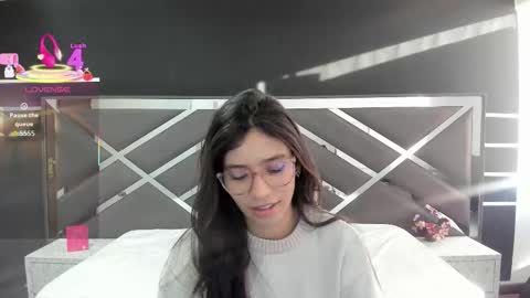 LYA SCOTT online show from September 9, 11:32 am